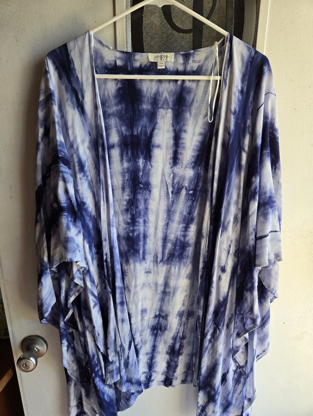 Umgee Blue and White Tie-Dye Kimono Tunic EUC